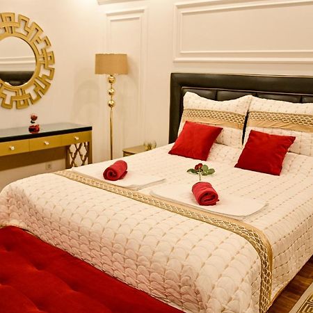 Luxury Apartment Karic Free Parking Tuzla Esterno foto