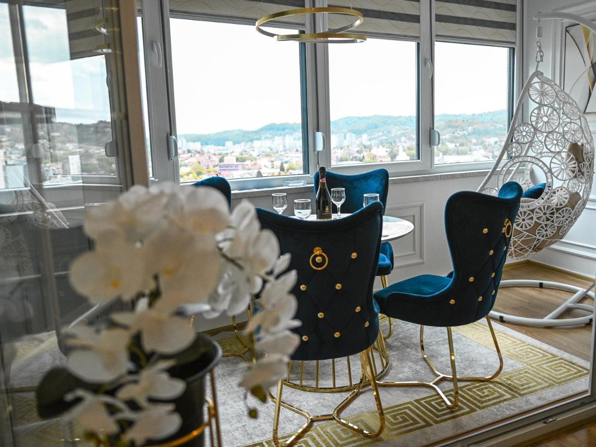 Luxury Apartment Karic Free Parking Tuzla Esterno foto