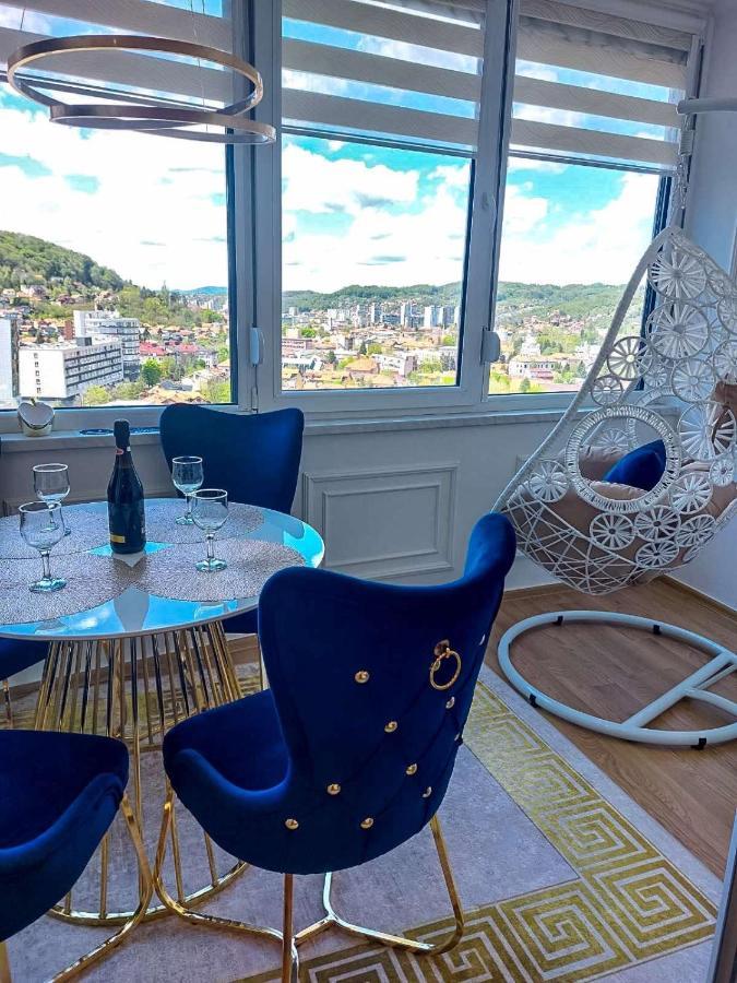 Luxury Apartment Karic Free Parking Tuzla Esterno foto