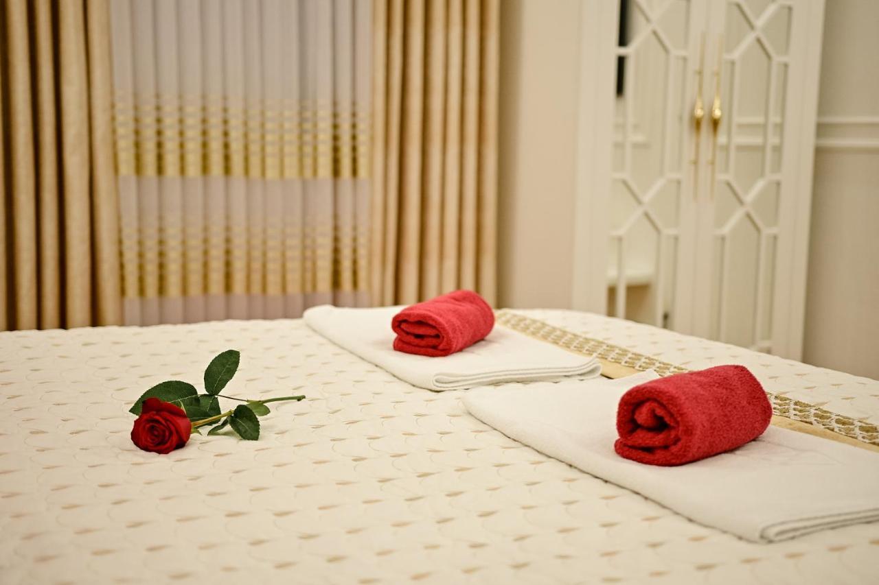 Luxury Apartment Karic Free Parking Tuzla Esterno foto
