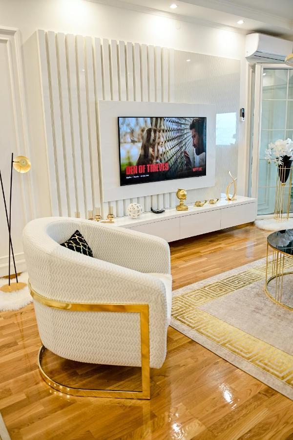 Luxury Apartment Karic Free Parking Tuzla Esterno foto